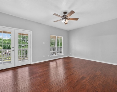 1013 Wenk Drive - Photo Thumbnail 35