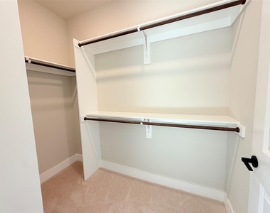 3255 Carlisle Street - Photo Thumbnail 11