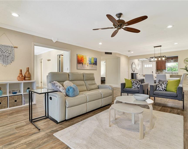 3201 Ne 36th Street - Photo Thumbnail 13