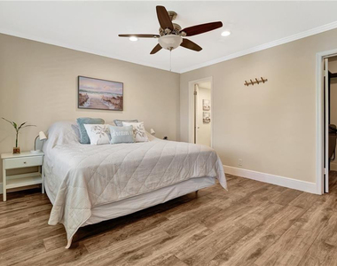 3201 Ne 36th Street - Photo Thumbnail 21