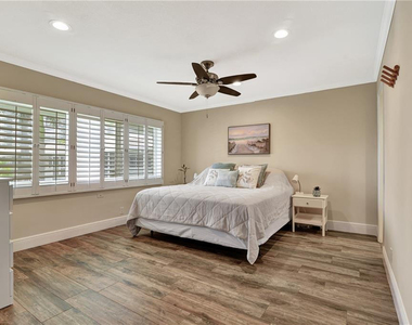 3201 Ne 36th Street - Photo Thumbnail 17