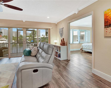 3201 Ne 36th Street - Photo Thumbnail 12