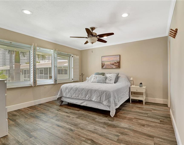 3201 Ne 36th Street - Photo Thumbnail 16