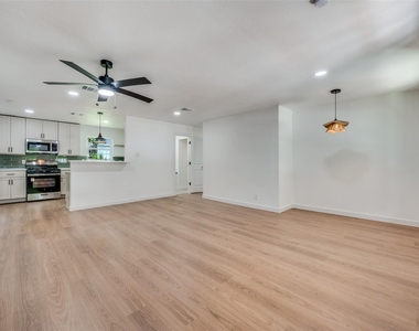1646 Jackson Street - Photo Thumbnail 2