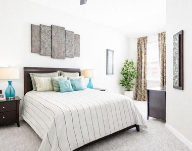 6201 Chapel Hill Boulevard - Photo Thumbnail 9