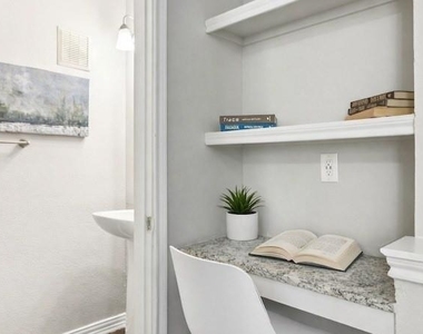 6201 Chapel Hill Boulevard - Photo Thumbnail 13