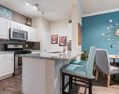6201 Chapel Hill Boulevard - Photo Thumbnail 5