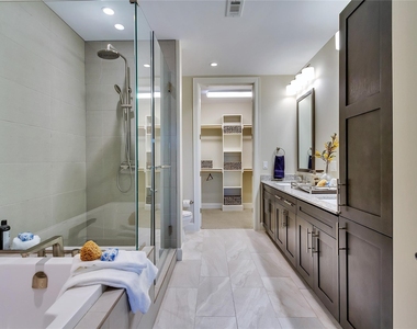 4719 Cole Avenue - Photo Thumbnail 14