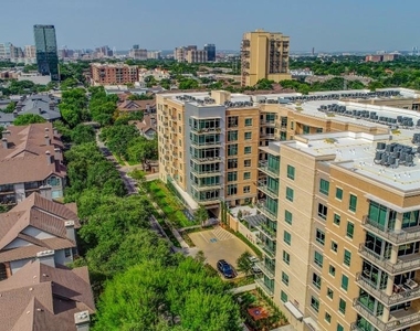4719 Cole Avenue - Photo Thumbnail 1