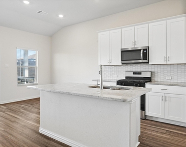 10529 Tuxinaw Trail - Photo Thumbnail 9