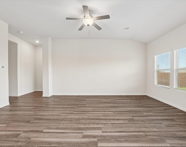 10529 Tuxinaw Trail - Photo Thumbnail 6