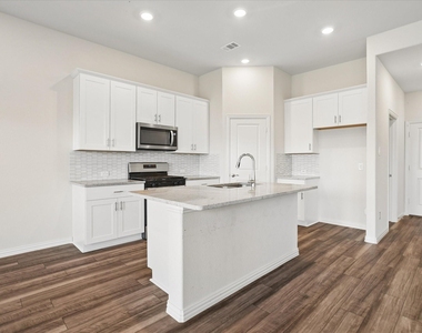 10529 Tuxinaw Trail - Photo Thumbnail 11