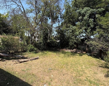 549 Neomi Avenue - Photo Thumbnail 12