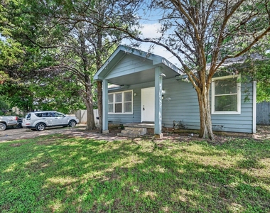 8323 Lapanto Lane - Photo Thumbnail 2