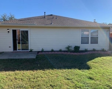 1437 Thornhill Lane - Photo Thumbnail 18