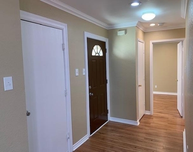 1437 Thornhill Lane - Photo Thumbnail 1
