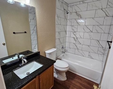 1437 Thornhill Lane - Photo Thumbnail 12