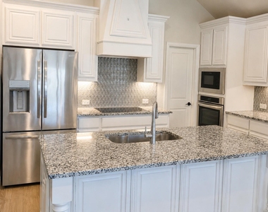 5225 Rowlan Row - Photo Thumbnail 5