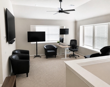 5225 Rowlan Row - Photo Thumbnail 7
