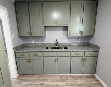 3004 Haynie Street - Photo Thumbnail 8