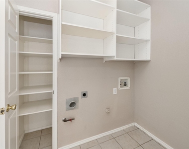 10613 Brandenberg Drive - Photo Thumbnail 28
