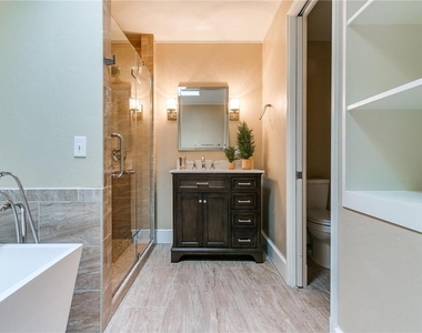 6303 Christon Court - Photo Thumbnail 14