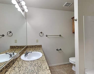3605 Galatian Way - Photo Thumbnail 6