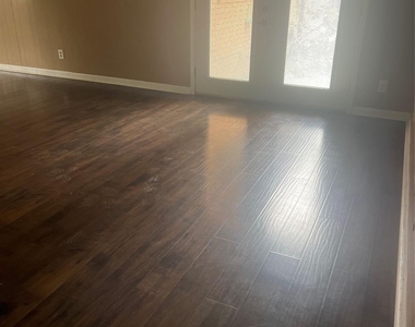 3117 S 22nd Street - Photo Thumbnail 10