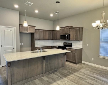 12928 Nw 4th Terrace - Photo Thumbnail 15