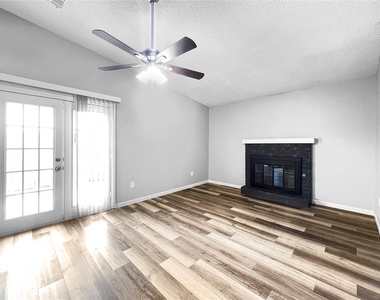 238 W Apple Branch Way - Photo Thumbnail 1