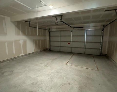 16217 Maroon Drive - Photo Thumbnail 13