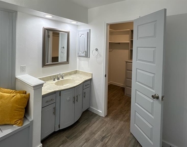 12510 Maple Ridge Road - Photo Thumbnail 21
