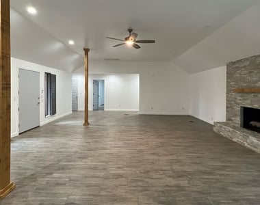 12510 Maple Ridge Road - Photo Thumbnail 8