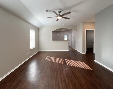 7719 Bennie Terrace - Photo Thumbnail 2