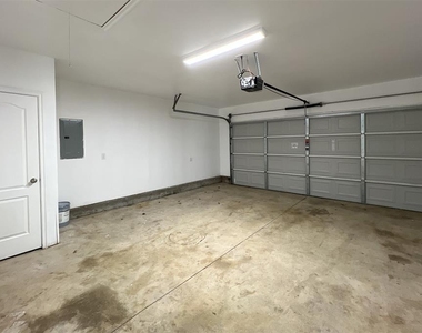 7719 Bennie Terrace - Photo Thumbnail 17