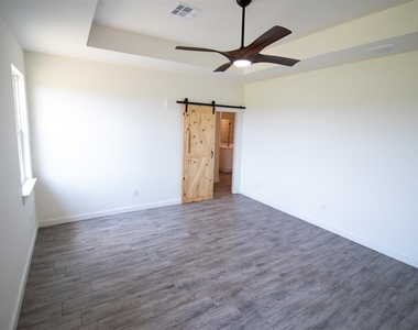 17584 Salma Road - Photo Thumbnail 18