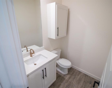 17584 Salma Road - Photo Thumbnail 16