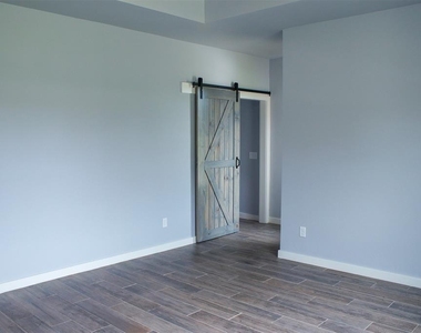 1716 Kalidy Drive - Photo Thumbnail 20