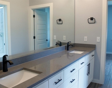 1716 Kalidy Drive - Photo Thumbnail 13