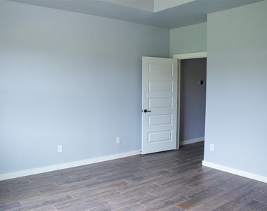 1716 Kalidy Drive - Photo Thumbnail 21