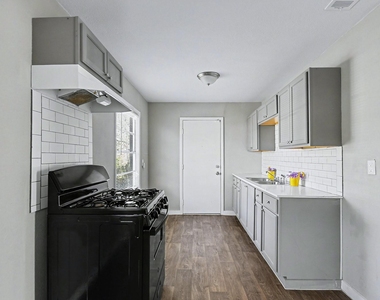 5129 Penrod Court - Photo Thumbnail 11