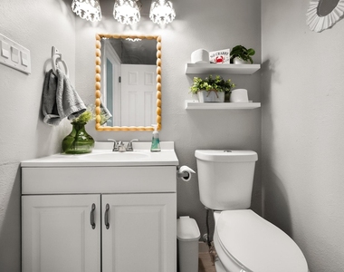 3928 Mediterranean Street - Photo Thumbnail 35