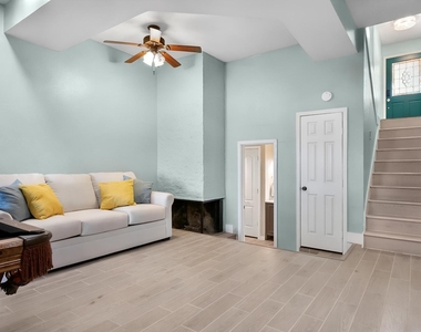 3928 Mediterranean Street - Photo Thumbnail 9