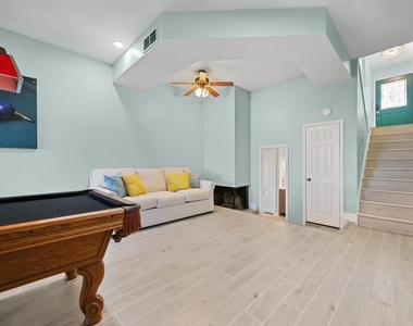 3928 Mediterranean Street - Photo Thumbnail 10