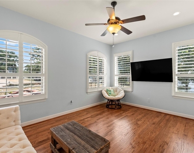 204 Pinnacle Club Place - Photo Thumbnail 22