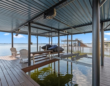 204 Pinnacle Club Place - Photo Thumbnail 34