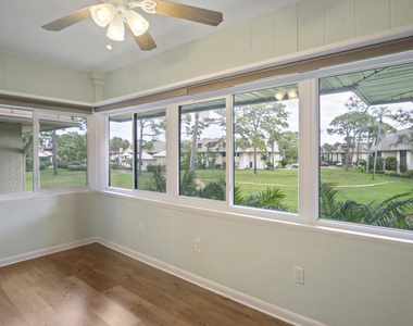 1800 Se Saint Lucie Boulevard - Photo Thumbnail 9