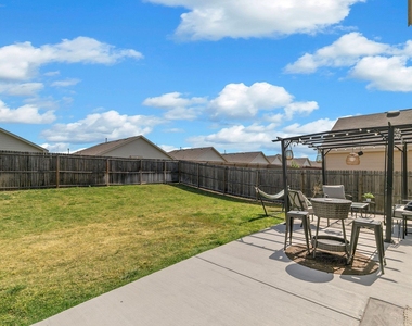 448 Blue Crow Lane - Photo Thumbnail 28