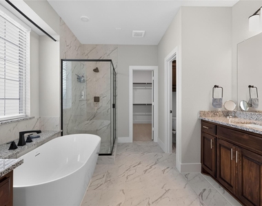 2036 Valencia Drive - Photo Thumbnail 27