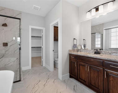 2036 Valencia Drive - Photo Thumbnail 26